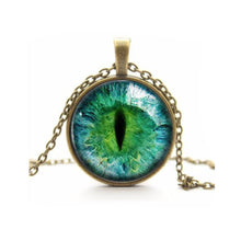  Dragon Eye Necklace Green