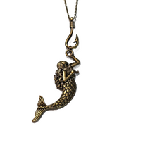  Mermaid Tugging Hook Necklace