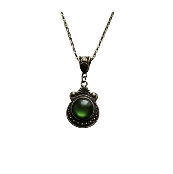 Gothic Green Round Necklace