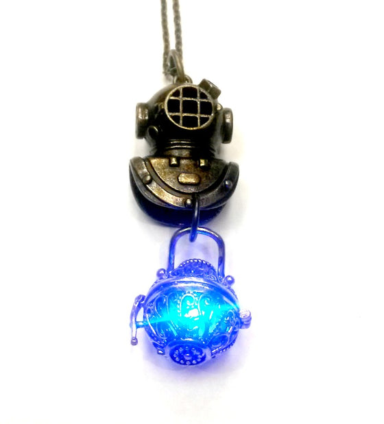 Blue Light Up Diving Helmet Necklace