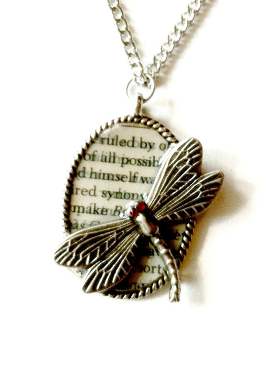Dragonfly Red Eye Oval Necklace