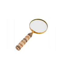  Magnifying Glass