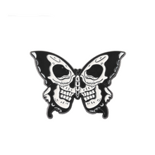  Skull Moth Tack Pin