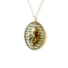  Oval Octopus Text Necklace