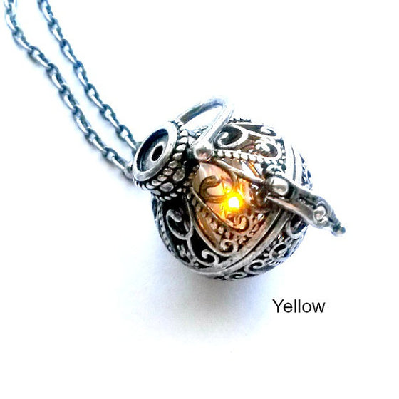 Amber Light Up Necklace